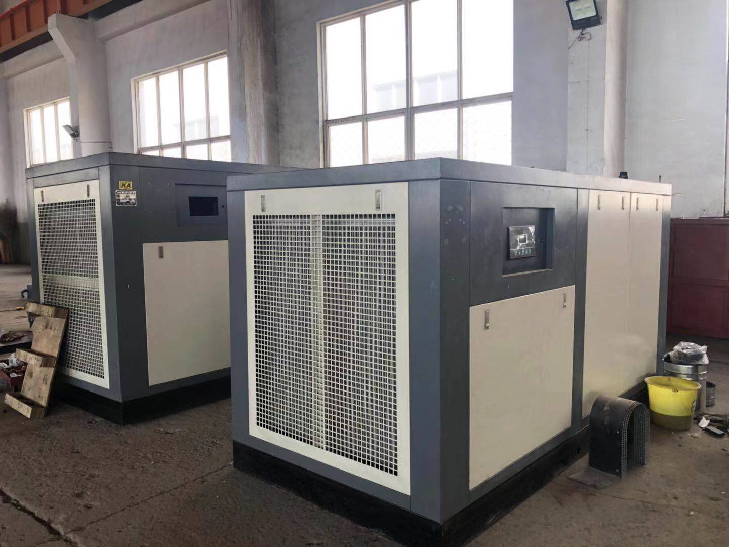 <strong>空壓機(jī),儲(chǔ)氣罐子,噴砂機(jī)</strong>